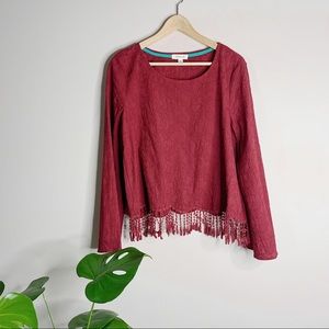 TAYLOR & SAGE EMBROIDERED LACE FRINGE BLOUSE